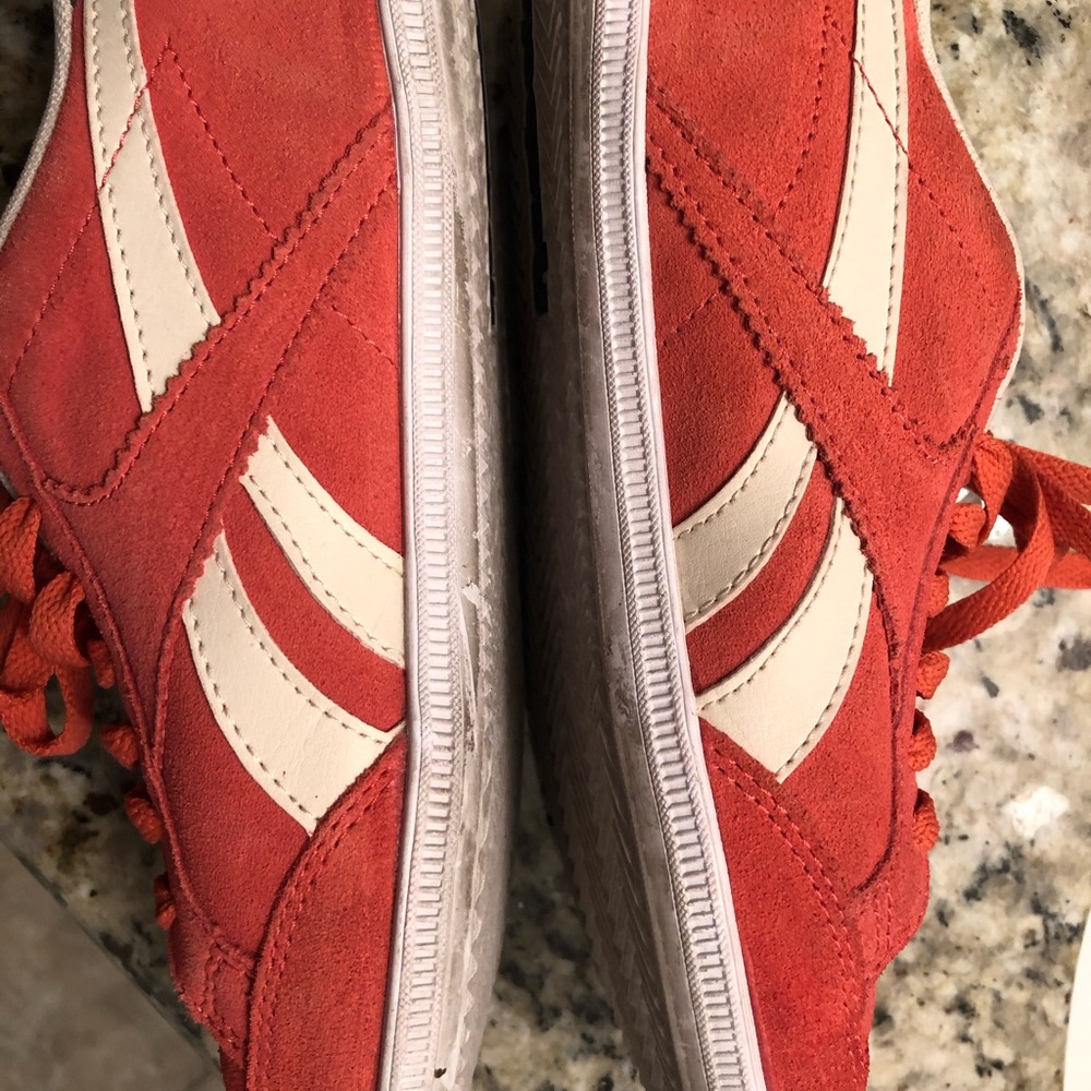 New like reeboks - Picture 10 of 12